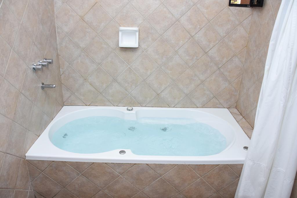 Hotel San Francisco Salta Luaran gambar